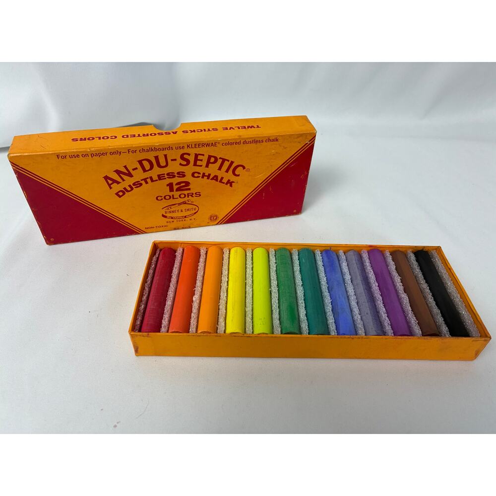 Vintage AN-DU-SEPTIC Dustless Chalk 12 Colors Binney & Smith USA Unused